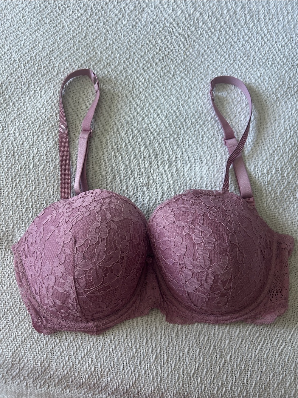 Victoria’s Secret dream angels bra